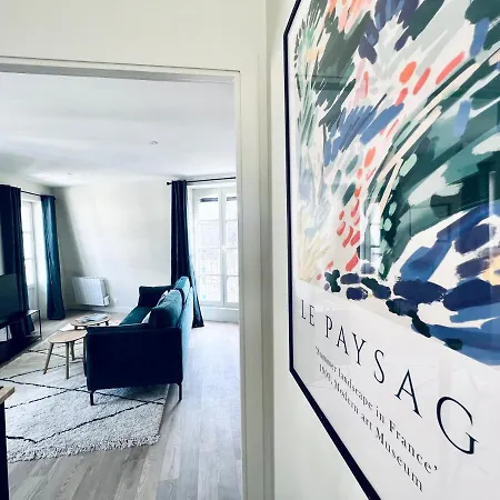 Studio Remigny, Hyper Centre Ville De Nevers, Style 